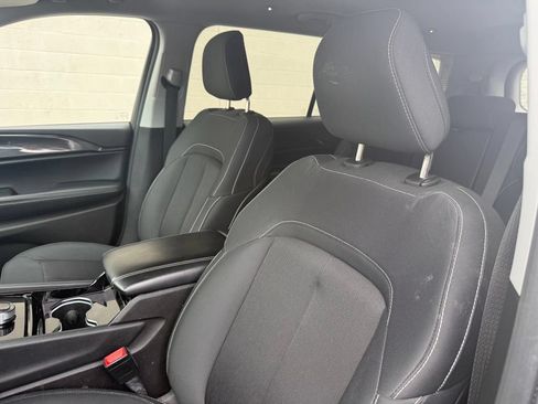 Used 2021 Jeep Grand Cherokee L Laredo w/ Luxury Tech Group I AWD/4WD image 22