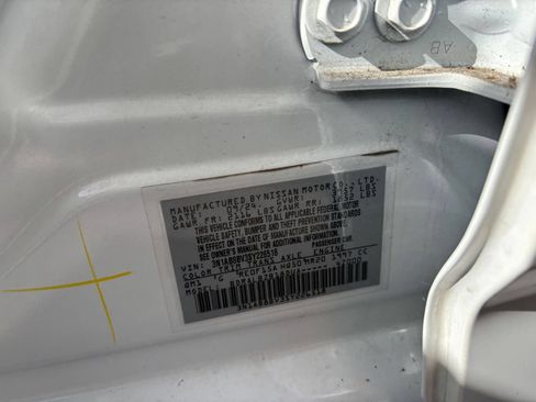 Used 2025 Nissan Sentra S FWD image 10