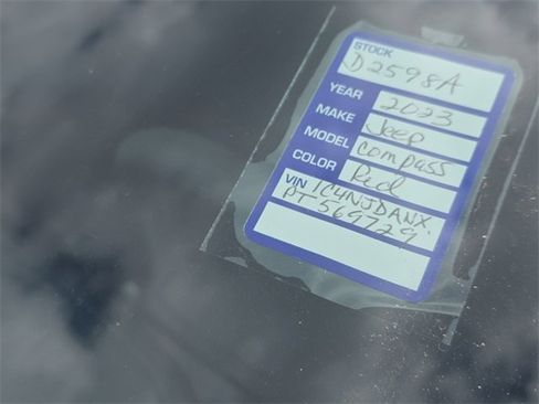 Certified 2023 Jeep Compass Sport image 11