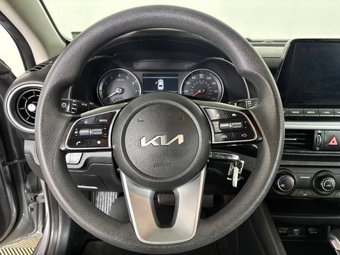 Used 2023 Kia Forte LXS FWD image 14