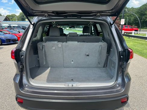 Used 2017 Toyota Highlander LE AWD/4WD image 27