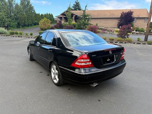 Used 2004 Mercedes-Benz C 230 Sedan image 6