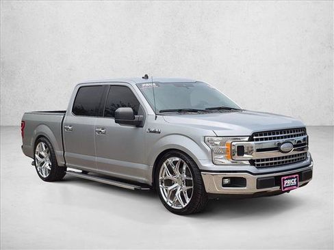 Used 2020 Ford F150 XLT w/ Equipment Group 301A Mid RWD image 3