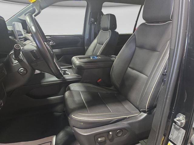 Used 2023 GMC Yukon XL SLT w/ SLT Luxury Package AWD/4WD image 25