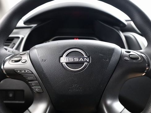 Certified 2025 Nissan Murano SV w/ Cargo Package image 15