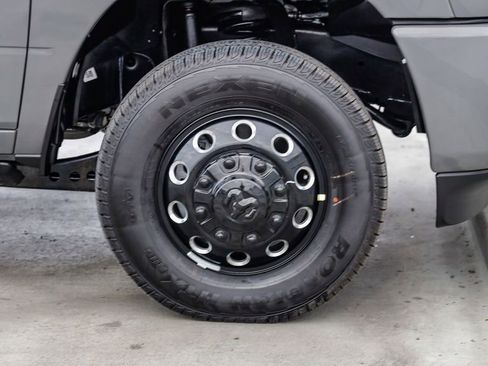 New 2026 RAM 3500 Laramie AWD/4WD image 11