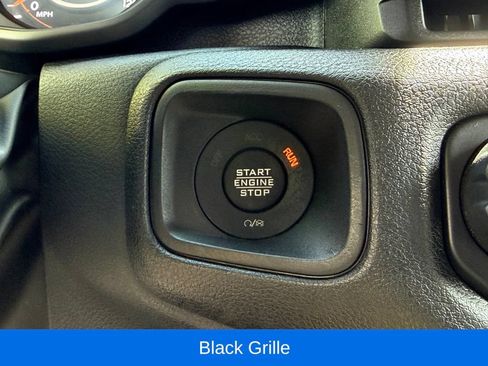 Certified 2025 Jeep Gladiator Sport AWD/4WD image 31
