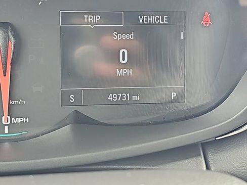 Used 2022 Chevrolet Trax LT w/ Sport Edition AWD/4WD image 12