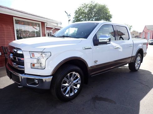 Used 2015 Ford F150 King Ranch w/ Equipment Group 601A Luxury AWD/4WD image 3