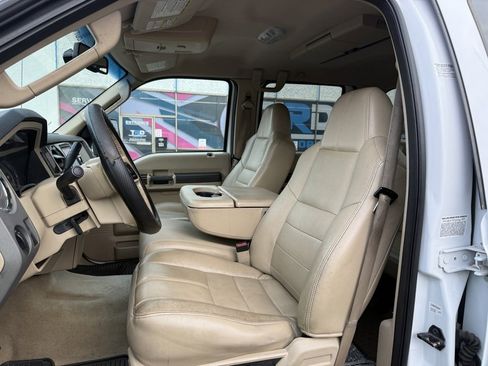 Used 2008 Ford F350 Lariat image 10