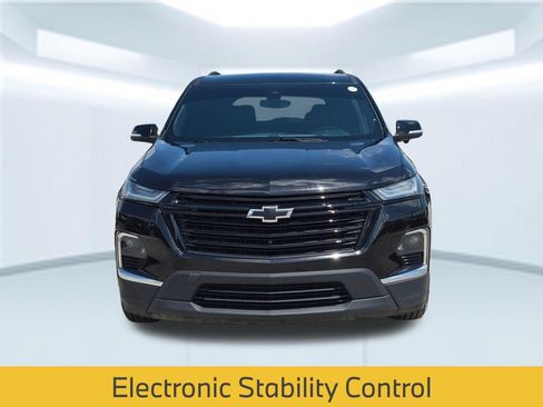 Used 2022 Chevrolet Traverse LT FWD image 11