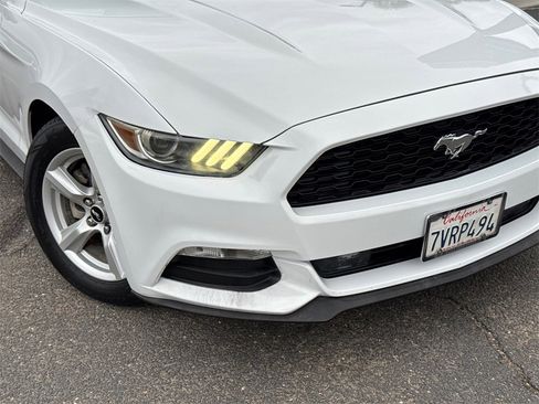 Used 2017 Ford Mustang V6 image 6