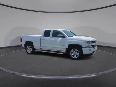 Used 2017 Chevrolet Silverado 1500 LTZ Z71 w/ LTZ Plus Package AWD/4WD image 2