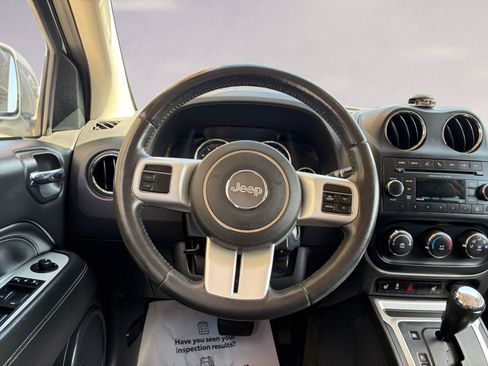 Used 2017 Jeep Compass High Altitude FWD image 12