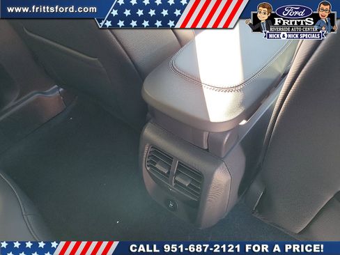 New 2025 Ford Mustang Mach-E Premium image 19