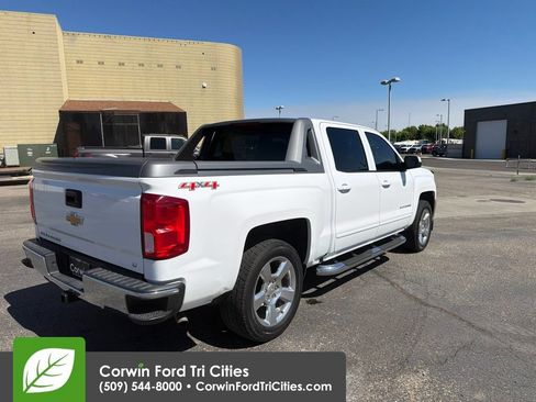 Used 2017 Chevrolet Silverado 1500 LT w/ High Desert Package AWD/4WD image 10