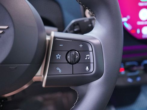 Used 2025 MINI Cooper Countryman SE w/ Comfort Package Max image 20