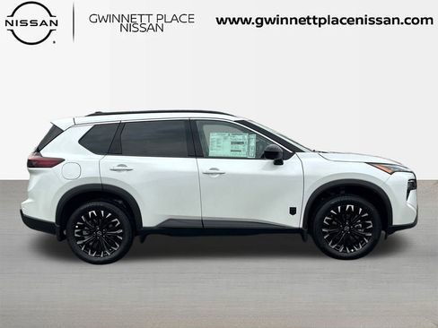 New 2026 Nissan Rogue SV image 4