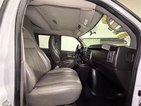 Used 2014 Chevrolet Express 2500 LS image 28