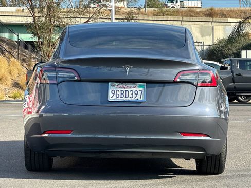 Used 2023 Tesla Model 3 Standard Range RWD image 4