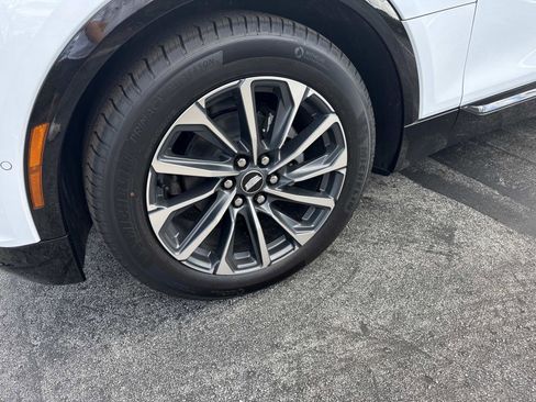 Used 2026 Cadillac Lyriq Sport image 9