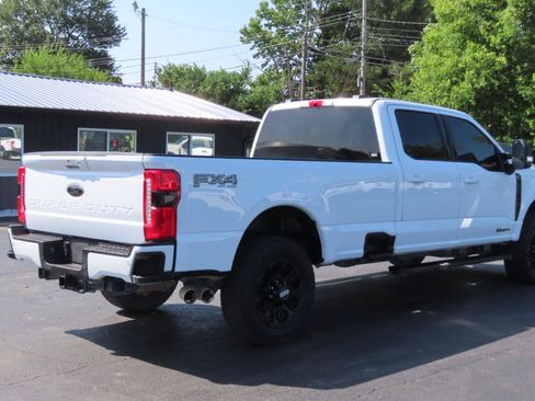Used 2025 Ford F250 XLT w/ Black Appearance Package AWD/4WD image 17