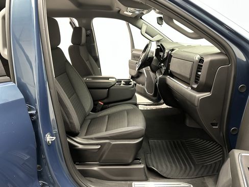 Used 2024 Chevrolet Silverado 1500 LT AWD/4WD image 24