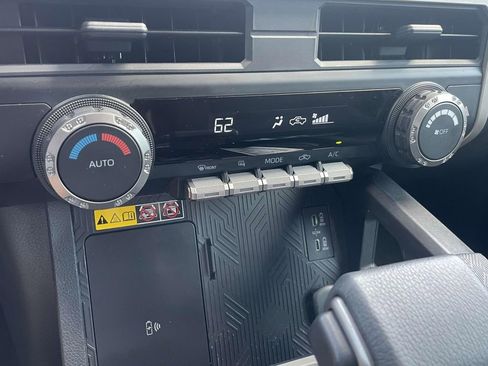 Used 2024 Toyota Tacoma SR5 w/ SR5 Upgrade Package image 23