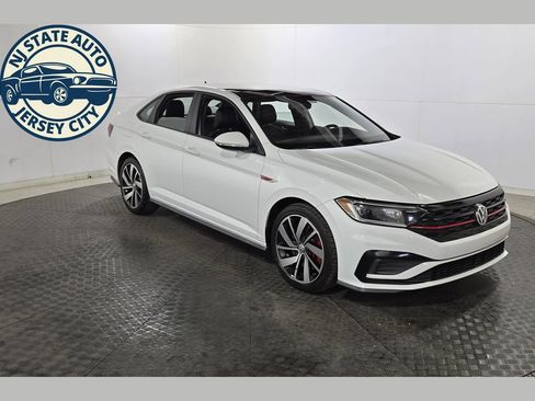 Used 2019 Volkswagen Jetta GLI Autobahn FWD image 1