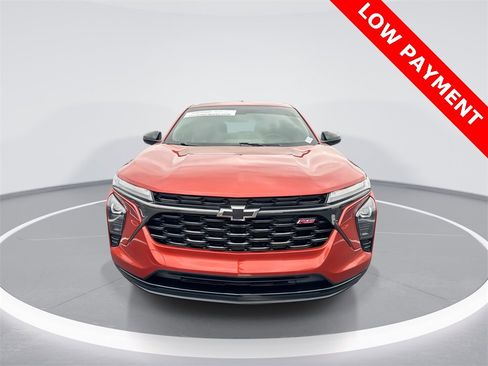 Used 2024 Chevrolet Trax RS w/ Driver Confidence Package image 3