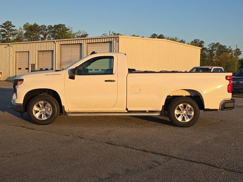 Used 2025 Chevrolet Silverado 1500 W/T image 2