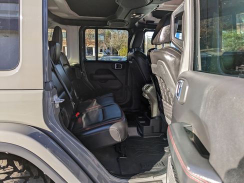 Used 2020 Jeep Wrangler Unlimited Rubicon image 38