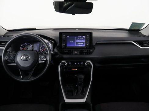 Used 2019 Toyota RAV4 XLE image 8