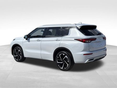 Used 2024 Mitsubishi Outlander SEL FWD image 18