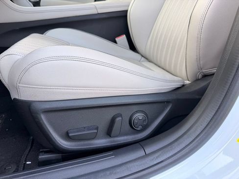 Used 2023 Genesis G70 2.0T w/ Sport Prestige Package AWD/4WD image 18