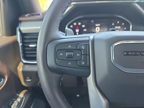 Used 2024 GMC Sierra 1500 Denali AWD/4WD image 23