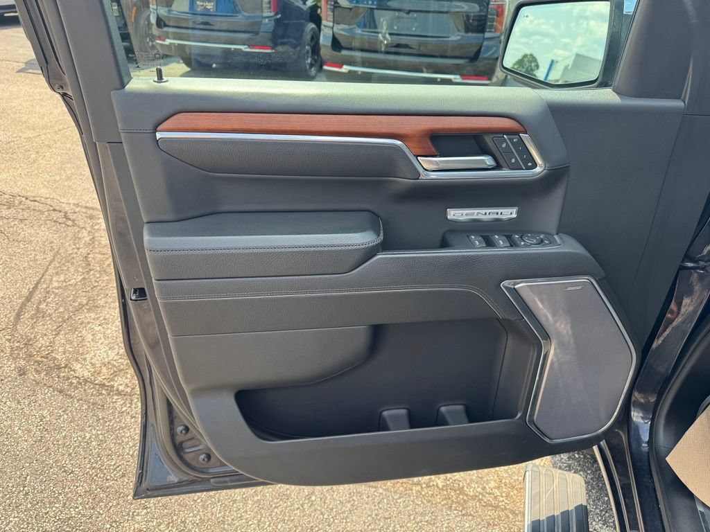 Certified 2023 GMC Sierra 1500 Denali w/ Denali Reserve Package AWD/4WD image 9