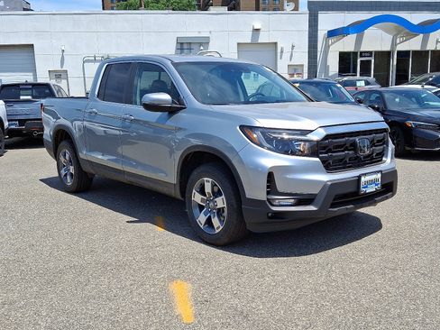 New 2026 Honda Ridgeline RTL image 2