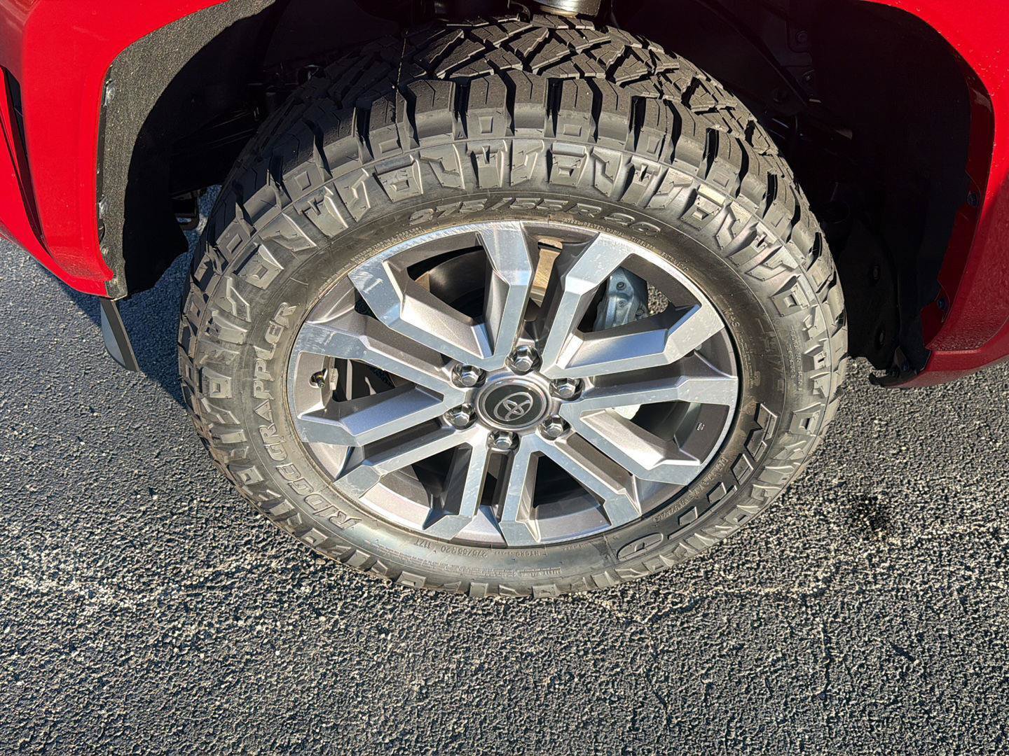 New 2026 Toyota 4Runner Limited AWD/4WD image 36