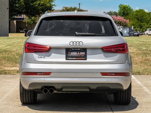 Used 2018 Audi Q3 2.0T Premium Plus w/ Premium Plus Package FWD image 11