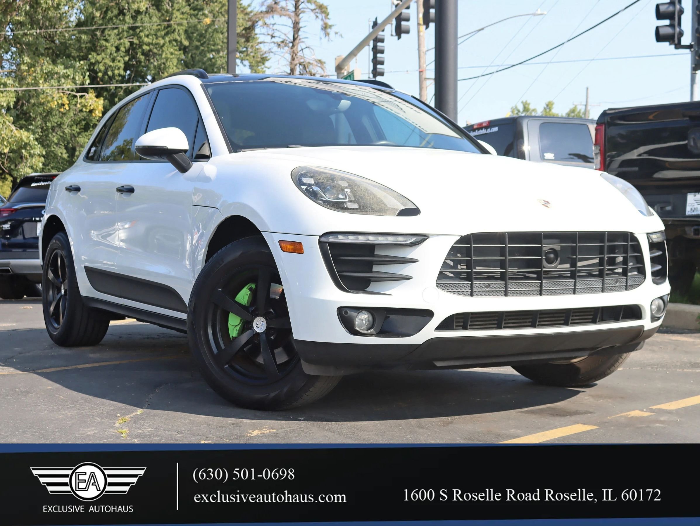 Used 2018 Porsche Macan Sport Edition AWD/4WD image 1