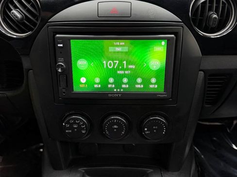 Used 2007 MAZDA MX-5 Miata Touring RWD image 21