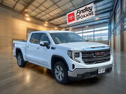 Used 2025 GMC Sierra 1500 SLT AWD/4WD image 3