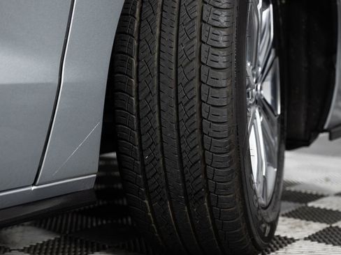 Used 2022 Toyota Sienna XSE image 44