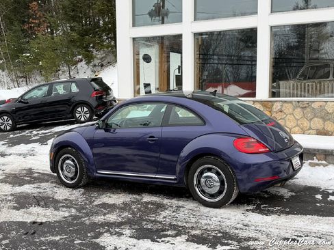 Used 2014 Volkswagen Beetle 2.5 image 2