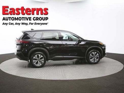 Used 2021 Nissan Rogue SV image 41