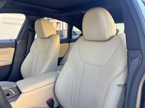 Used 2023 BMW i4 eDrive35 w/ Premium Package RWD image 42