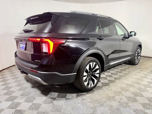 Used 2025 Ford Explorer Platinum w/ LUX Leather Package AWD/4WD image 7