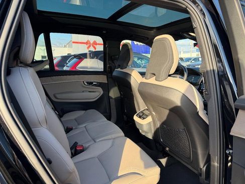 Certified 2025 Volvo XC90 B6 Plus image 11