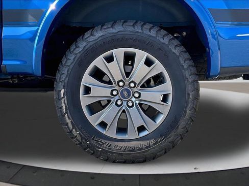 Used 2017 Ford F150 XLT w/ Equipment Group 302A Luxury AWD/4WD image 34